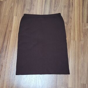 NWT BCBGMaxAzria Dark Brown Pencil Skirt. Beautiful And Sexy